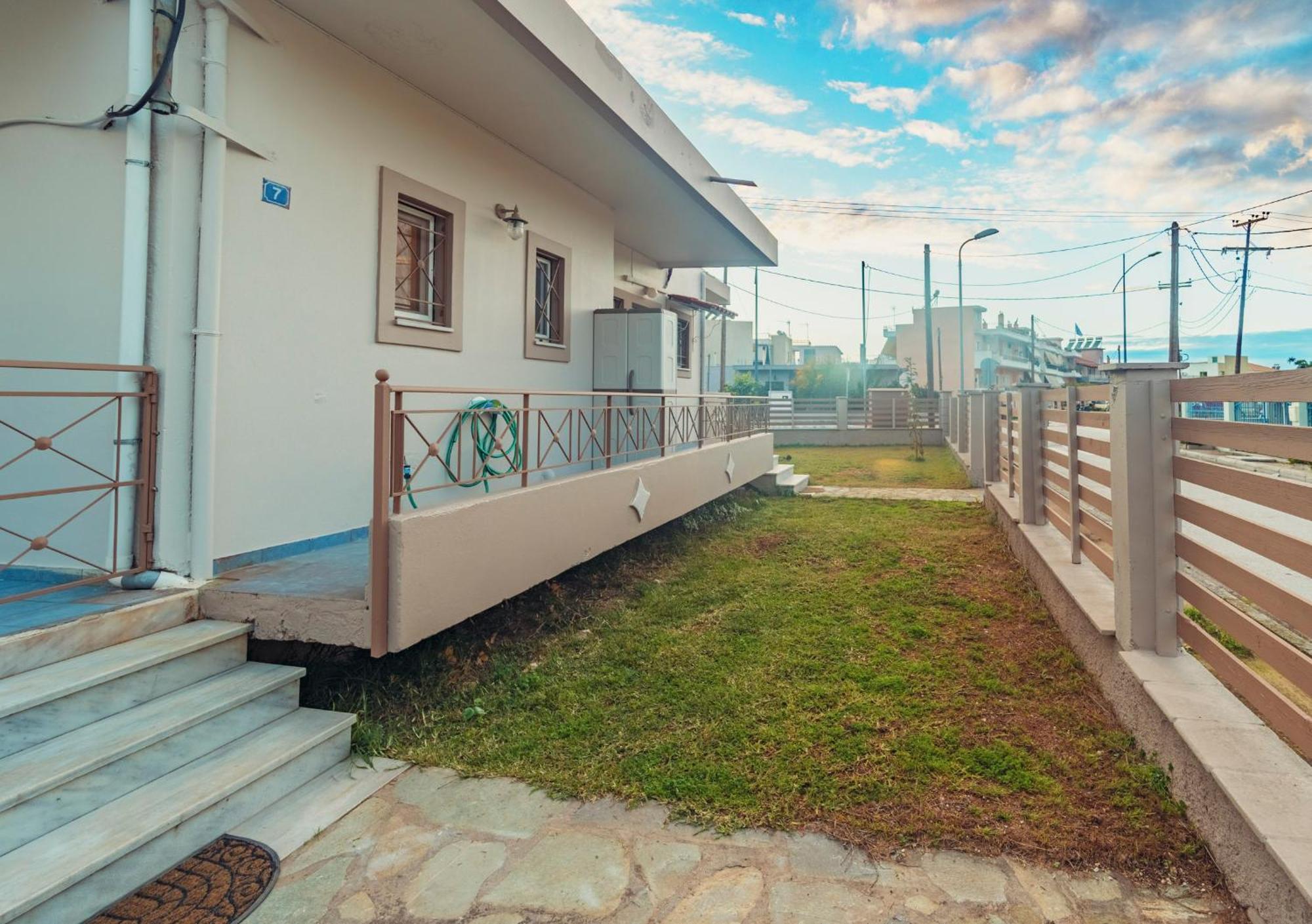 Crystal Cherry Apartment Preveza Exteriör bild