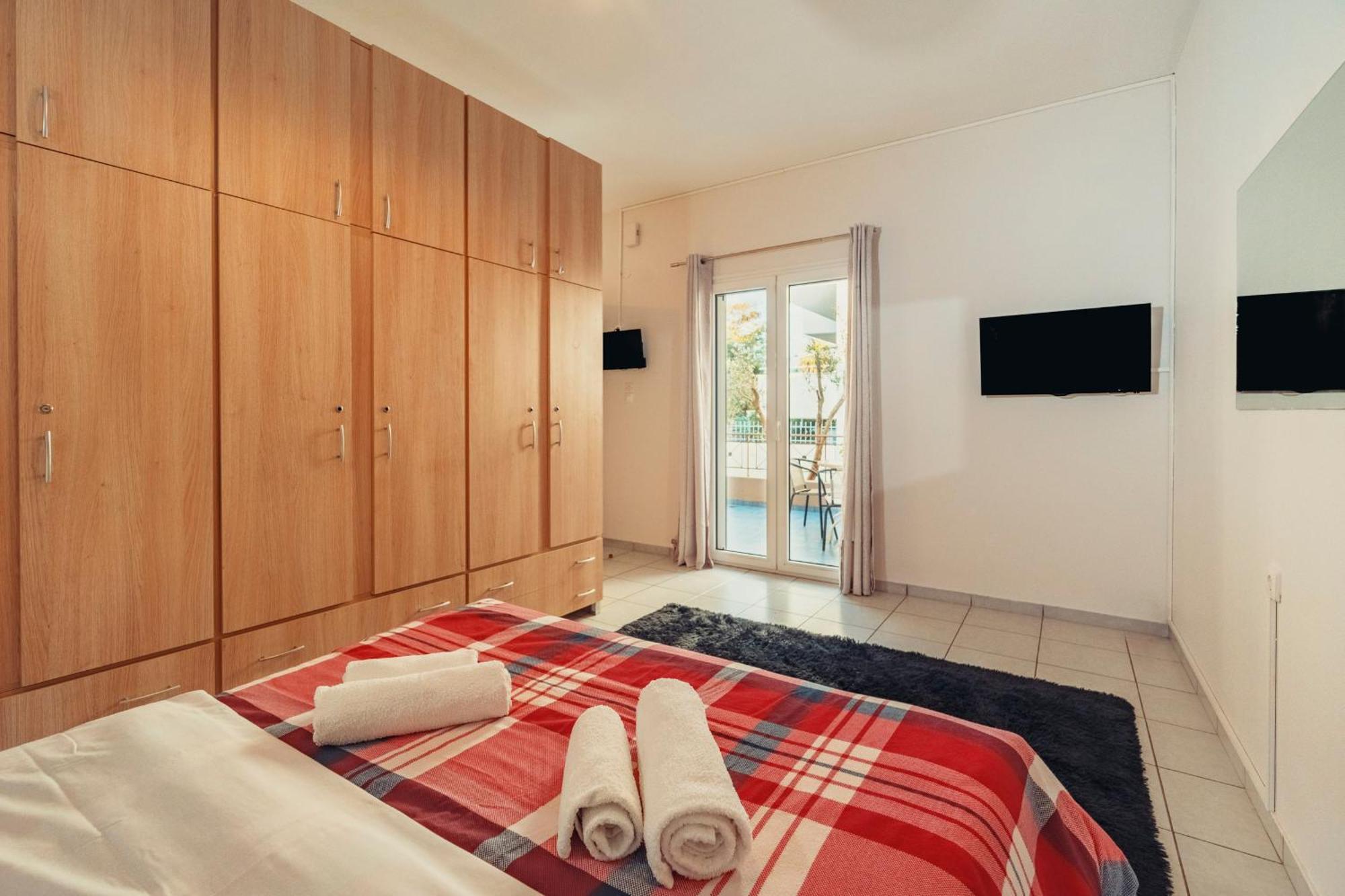 Crystal Cherry Apartment Preveza Exteriör bild